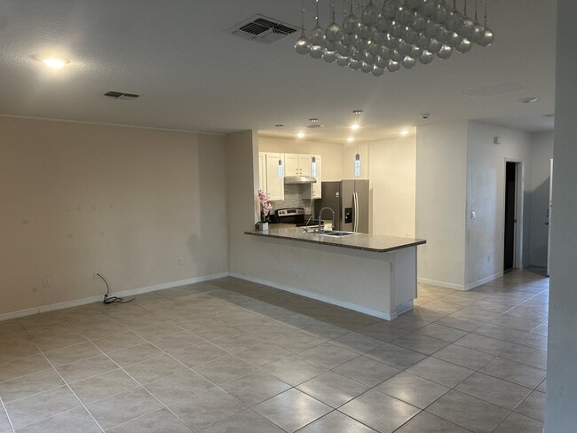 Building Photo - 9006 Pinales Wy