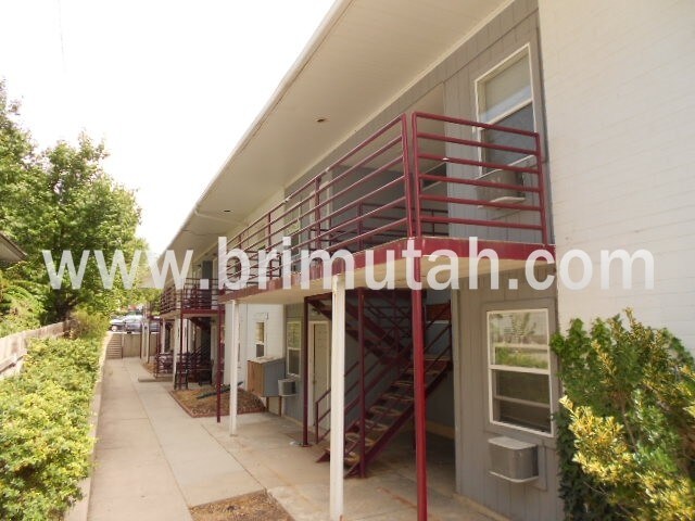 Primary Photo - 517 1100 E