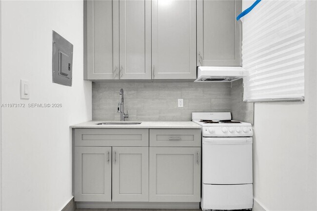 Foto del edificio - 13390 NE 6th Ave