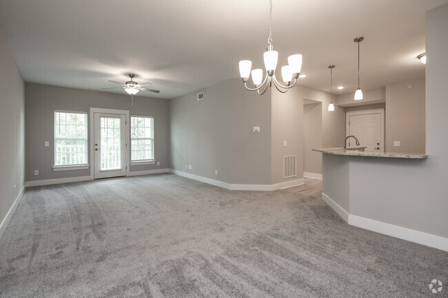 2BR, 2BA - 1,175SF - Living Room - Pheasant Run Apartments