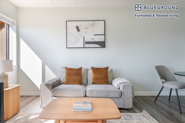 Foto del edificio - 1925 Commonwealth Ave