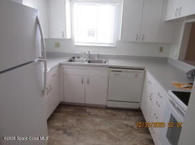 Building Photo - 151 Plover Ln