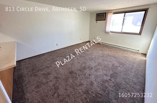 Foto del edificio - 307 11th Ave NW