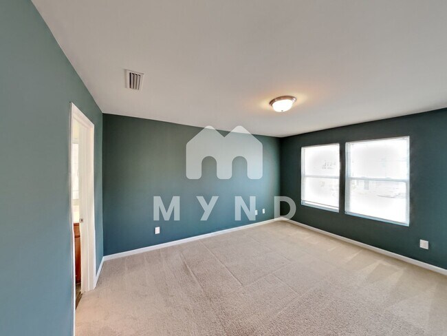 Building Photo - 814 Sarah Laura Ln