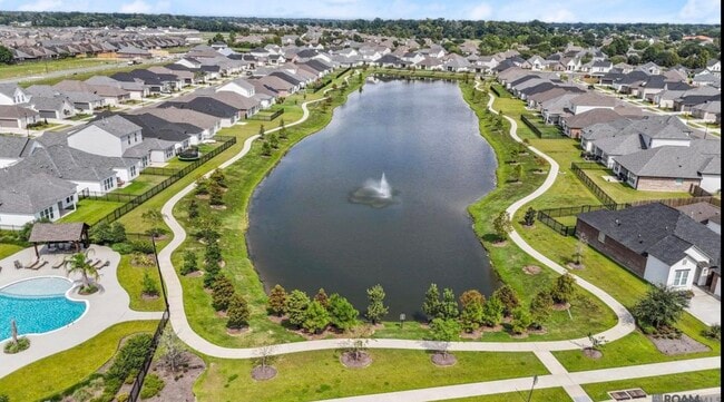 Building Photo - 3329 Creekmere Ln