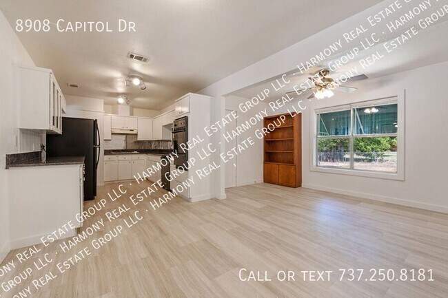 Foto del edificio - 8908 Capitol Dr
