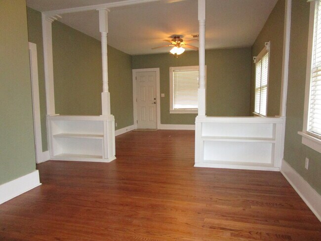 Foto del edificio - (2) Bed/(1) Bath + Study Avail NOW! Close to Core Norman and OU!