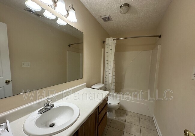 Building Photo - 2995 Brookcrossing Dr