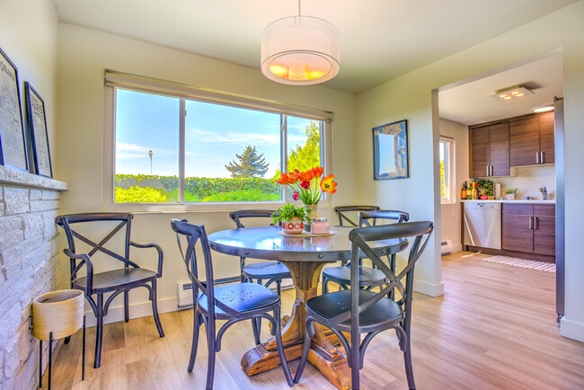 Plenty of natural light. - 2525 13th Ave W