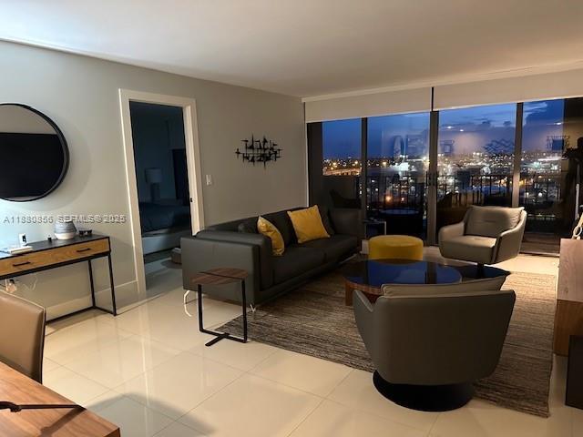 Foto del edificio - 5600 N Flagler Dr