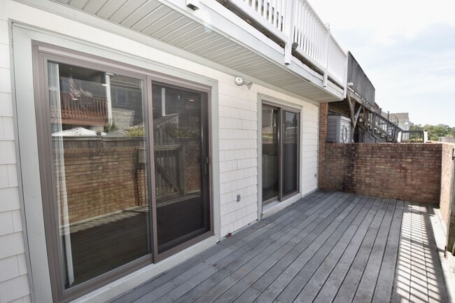 Building Photo - 2407 Whaler Ct