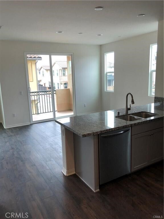 Foto del edificio - 2428 S Fremont Ave