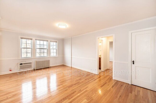 Building Photo - 410 Bashford Ln