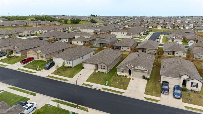 Foto del edificio - 117 Mackinac Ln