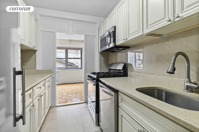 Foto del edificio - 136 E 76th St