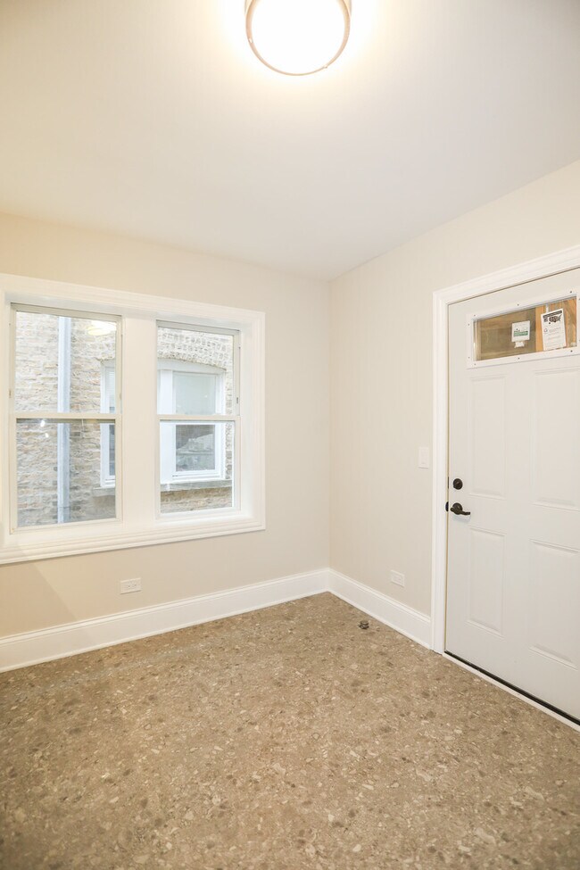 Foto del edificio - 6418 N Richmond St