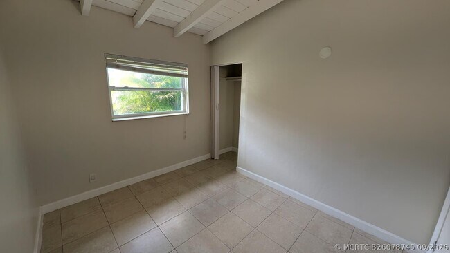 Foto del edificio - 1553 NW 15th Terrace