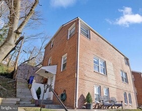 Building Photo - 3631 S Kemper Rd