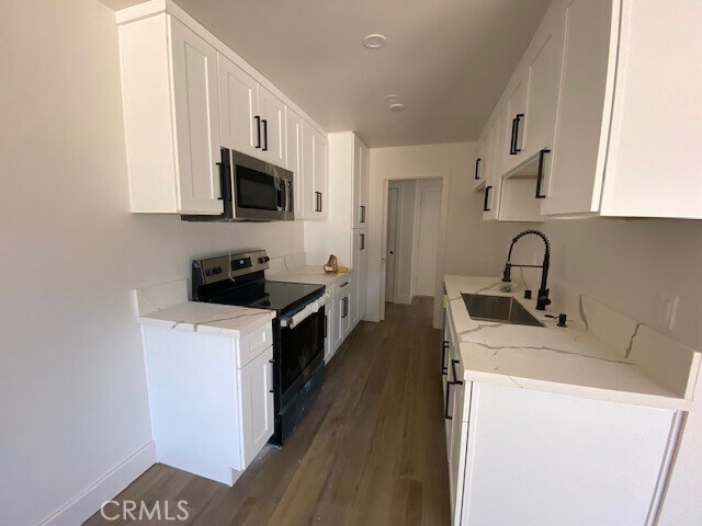 Building Photo - 4160 W 182nd St