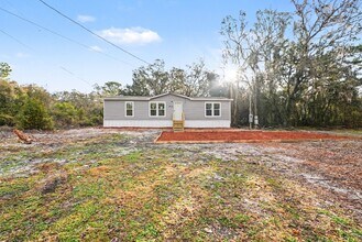 Building Photo - 9544 Ellis St