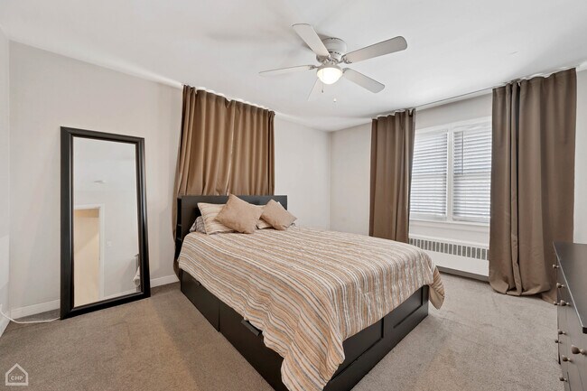 Foto del edificio - 8912 Forestview Rd