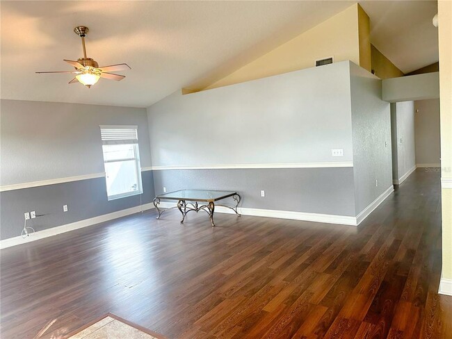 Building Photo - 5544 Fischer Dr