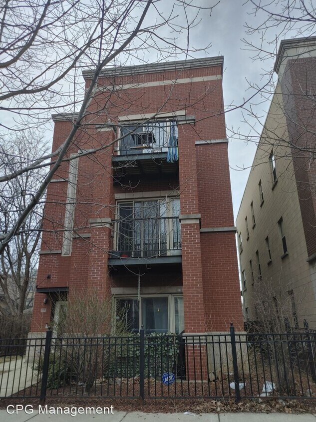 1121 W Washburne Ave, Chicago, IL 60608 House Rental in Chicago, IL