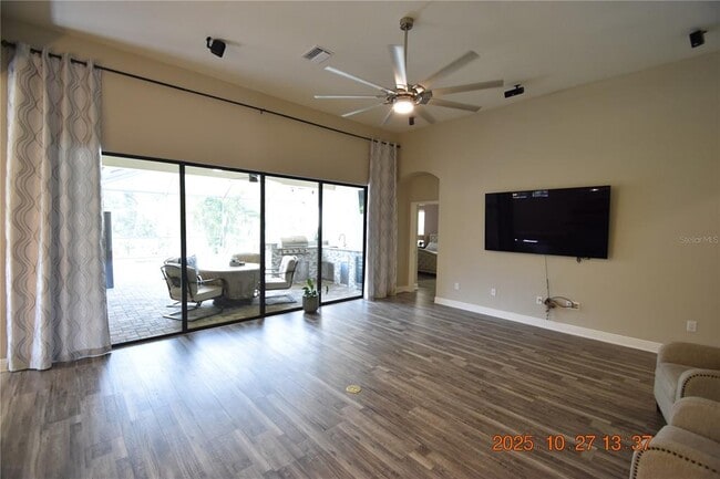 Building Photo - 13807 Moonstone Canyon Dr