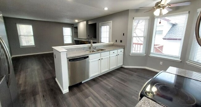 Building Photo - 5449 S Ceylon Way