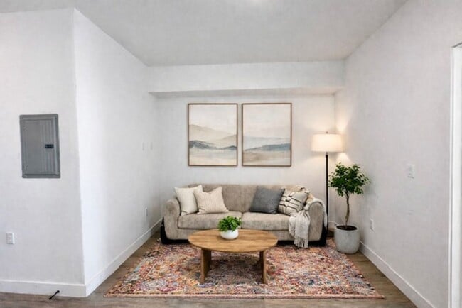 Interior Photo - Casa De Milagro