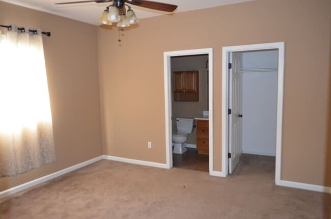 Building Photo - San Luis 3 Bedroom 2 Bath Home with 2-Car ...