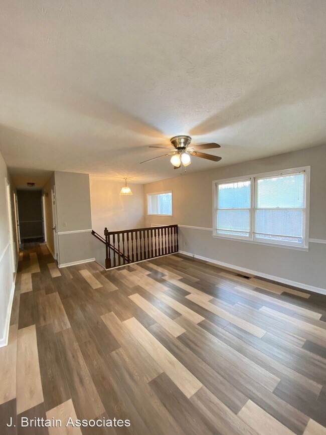 Building Photo - 3 br, 2.5 bath House - 101 Mark Place