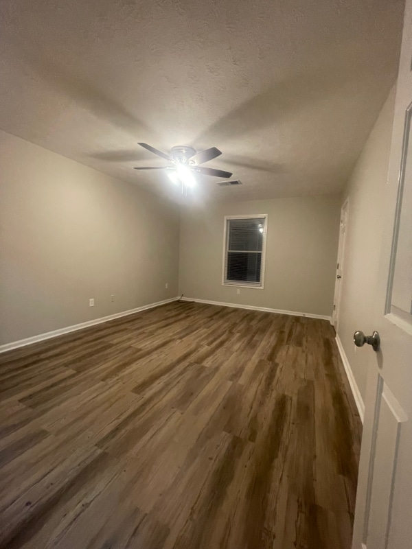 Building Photo - 105 Grogan Cir