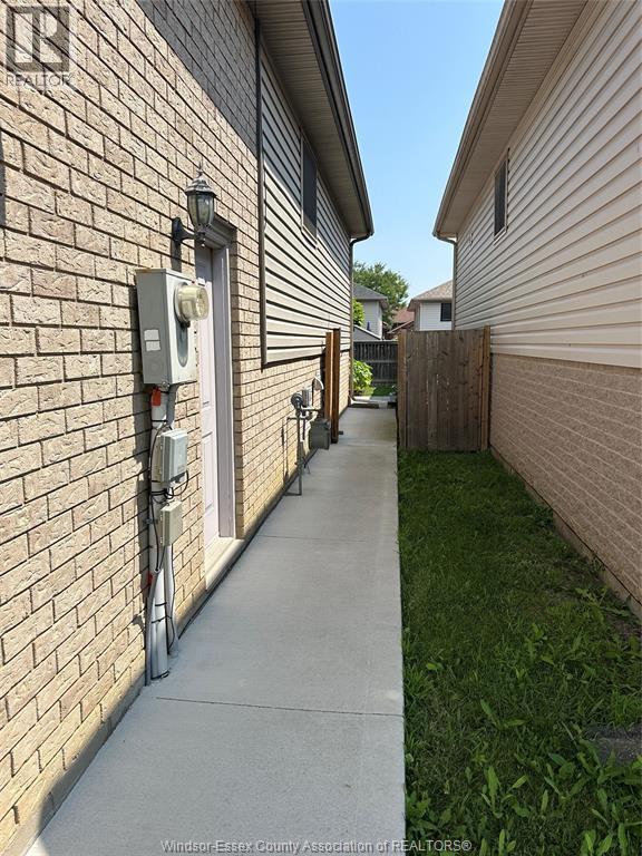 Building Photo - 4240 Spago Crescent