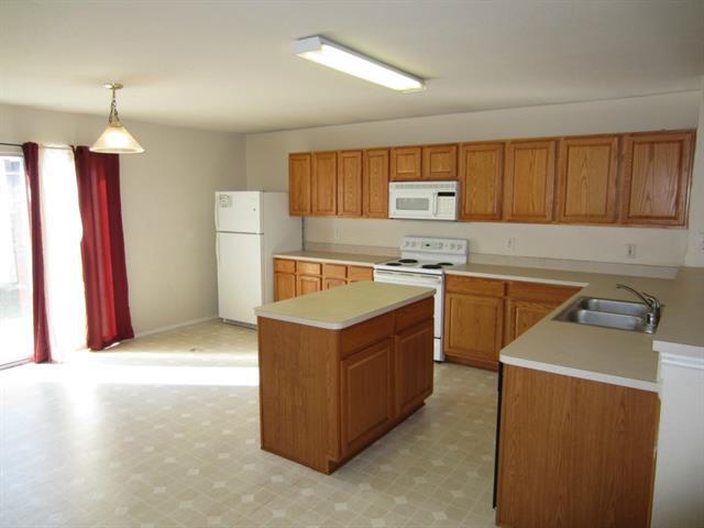 Building Photo - 2301 Overlook Ln