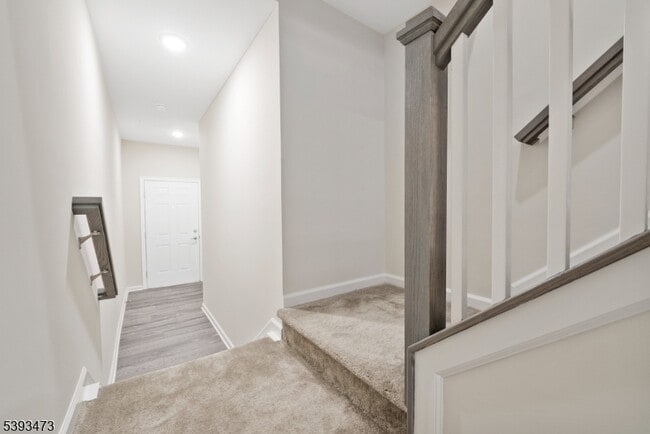 Building Photo - 25 Robeson St