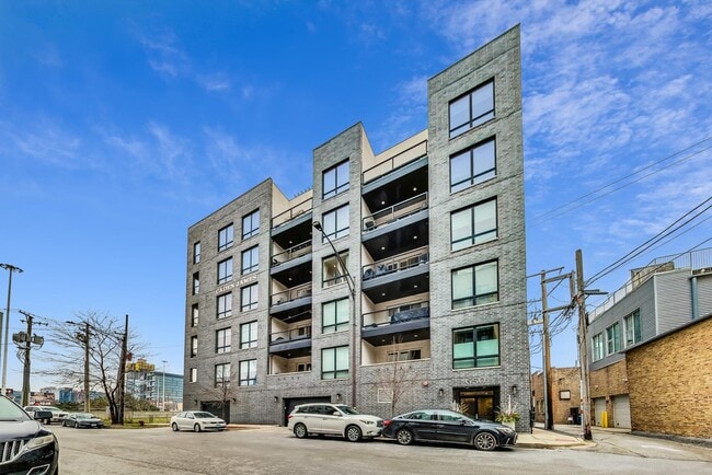 Photo - 650 N Morgan St Apartment