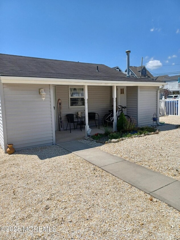 Primary Photo - 223 4th Ave