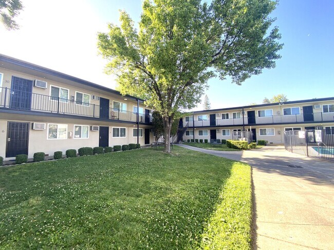 Foto del edificio - 2512 Edison Avenue - Oak Plaza
