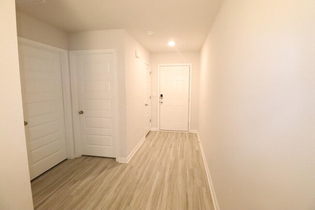 Building Photo - 3008 Jane Ln