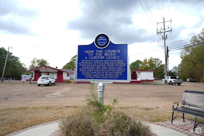 Learn about the history of the blues in Clinton.