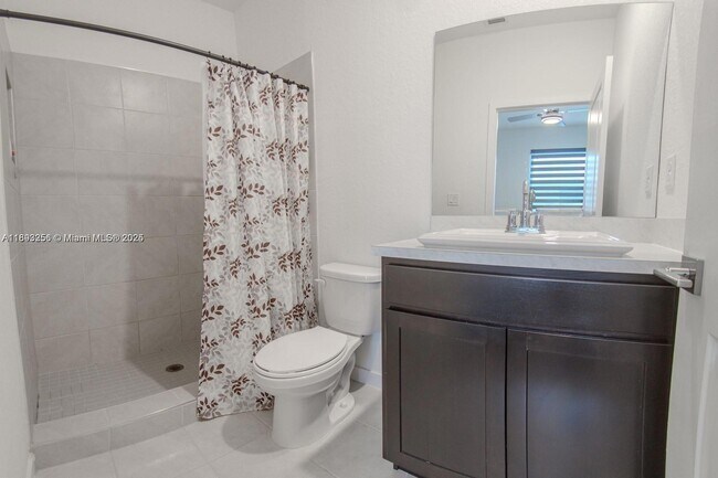 Foto del edificio - 544 NE 4th St