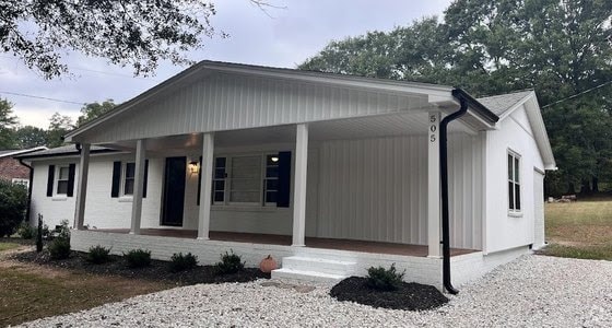 Building Photo - 1741 Beachwood Rd