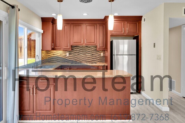 Foto del edificio - 5954 Flipper Dr