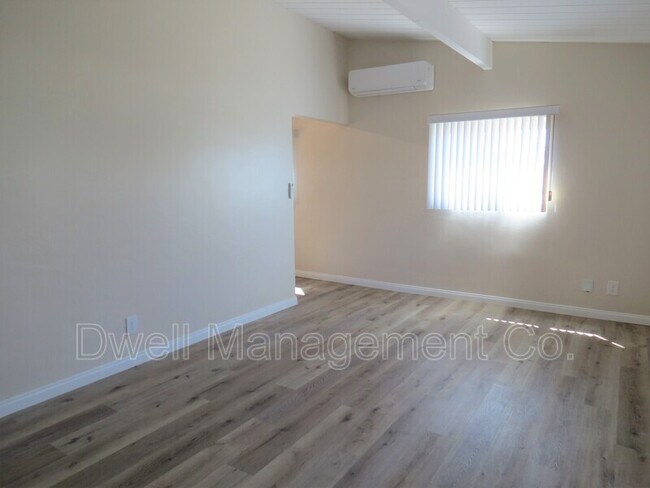 Foto del edificio - 4417 Clairemont Mesa Blvd