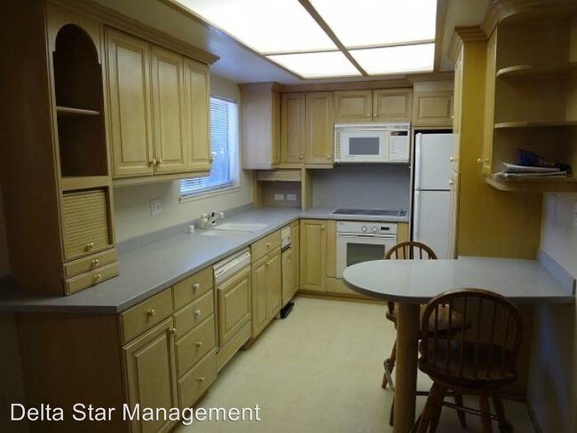 Building Photo - 3623 Larchmont Square Ln