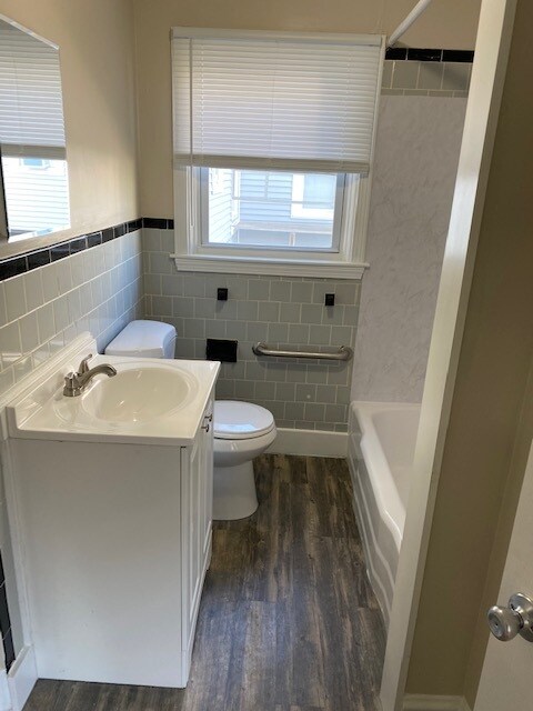 New Bathroom - 466 Third St