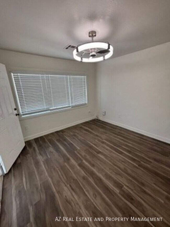Foto del edificio - 502 E Cody Dr