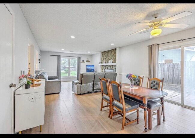 Foto del edificio - 1841 Sundancer Ln