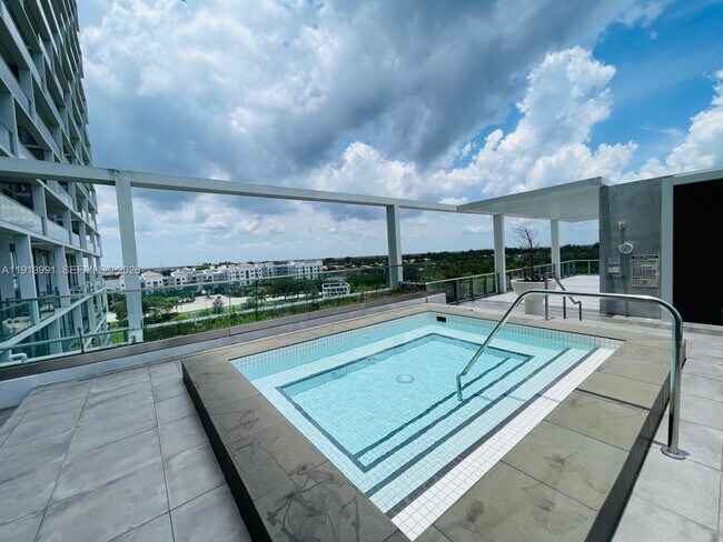 Foto del edificio - 2000 Metropica Wy